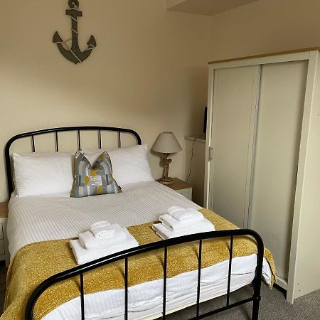2 Bedroom Flat In Stornoway Town Centre エクステリア 写真