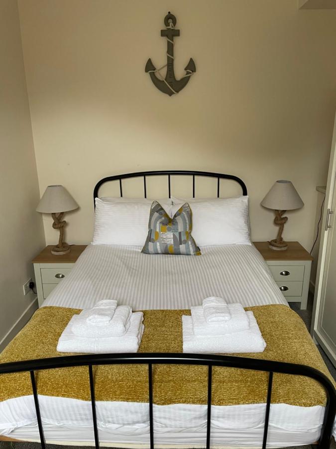 2 Bedroom Flat In Stornoway Town Centre エクステリア 写真