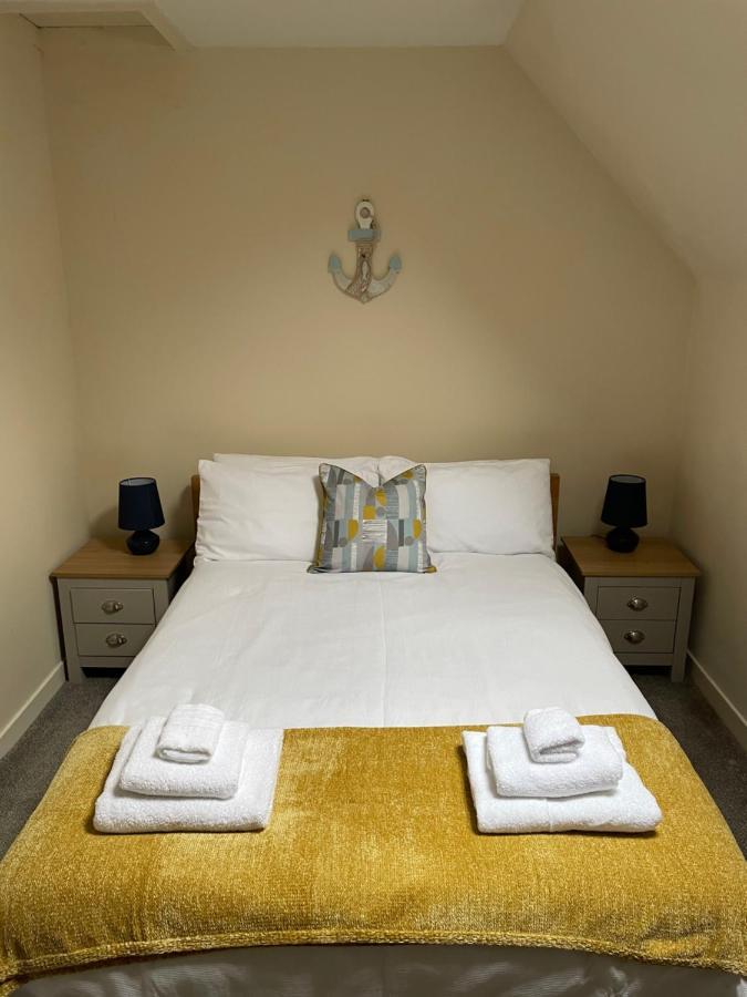 2 Bedroom Flat In Stornoway Town Centre エクステリア 写真